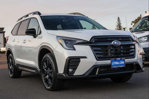 2025 Subaru Ascent Onyx Edition Touring 7-Passenger