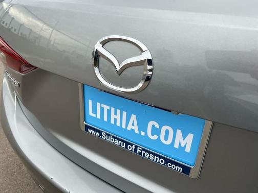 2015 Mazda Mazda3 i SV