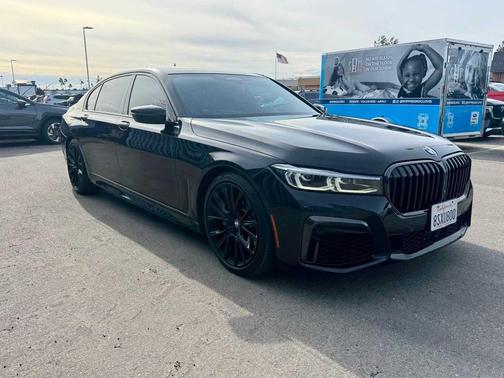 2021 BMW 740 740i Sedan