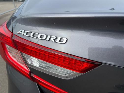 2018 Honda Accord Touring 2.0T