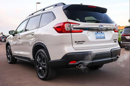 Crystal White Pearl 2026 Subaru Ascent Onyx Edition Touring 7-Passenger