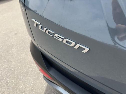 Hampton Gray 2024 Hyundai TUCSON Limited