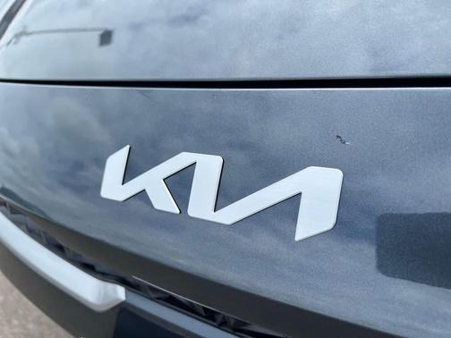 Gravity Gray 2024 Kia Forte LXS