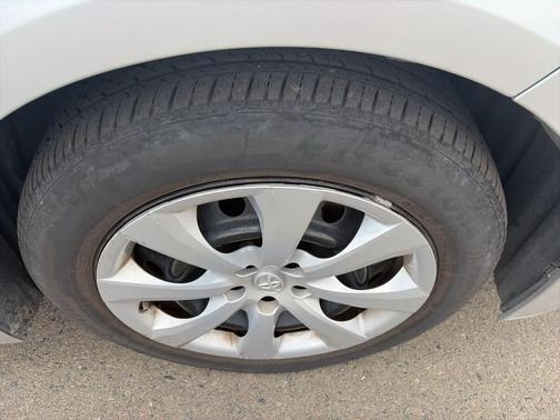 Classic Silver Metallic 2023 Toyota Corolla LE