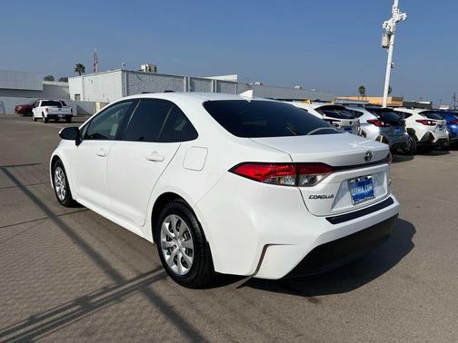 2023 Toyota Corolla Hybrid LE