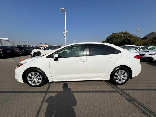 2023 Toyota Corolla Hybrid LE