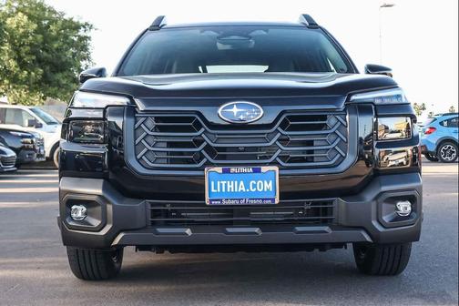Crystal Black Silica 2026 Subaru Outback Limited XT