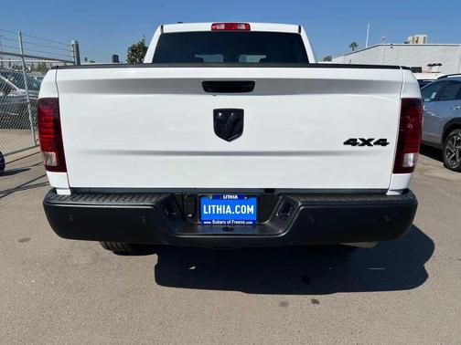 Bright White Clearcoat 2022 RAM 1500 Classic Warlock Crew Cab 4x4 5'7' Box