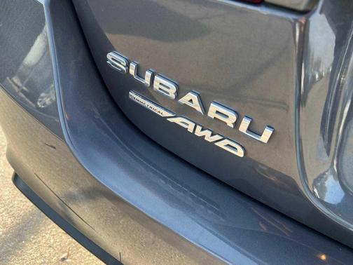 2018 Subaru Legacy Base