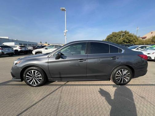 2018 Subaru Legacy Base