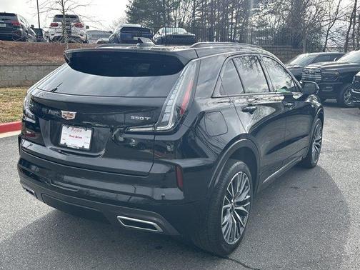 2024 Cadillac XT4 Sport