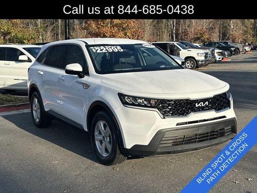 2023 Kia Sorento LX