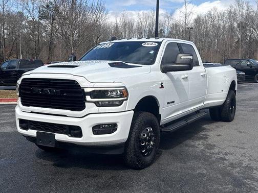 2024 RAM 3500 Laramie