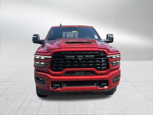 Molten Red Pearlcoat 2026 RAM 2500 Limited