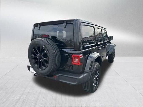 2025 Jeep Wrangler 4xe Sahara