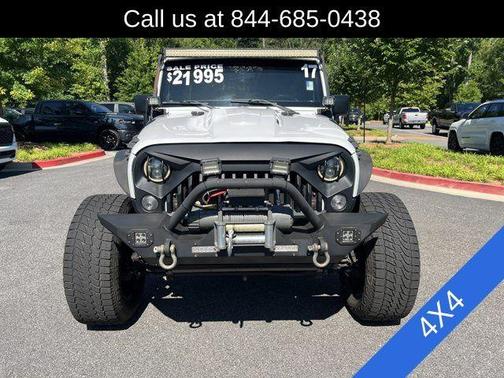 Bright White Clearcoat 2017 Jeep Wrangler Unlimited Sport