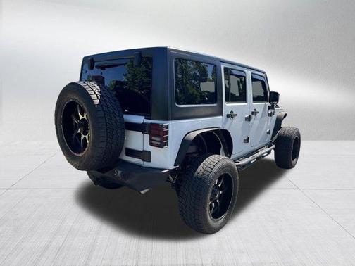 Bright White Clearcoat 2017 Jeep Wrangler Unlimited Sport