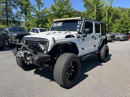 Bright White Clearcoat 2017 Jeep Wrangler Unlimited Sport