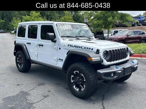 Bright White Clearcoat 2025 Jeep Wrangler 4xe Rubicon