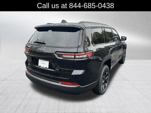 2025 Jeep Grand Cherokee L Laredo