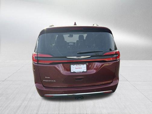 2021 Chrysler Pacifica Touring-L