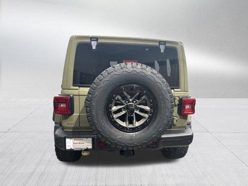 2025 Jeep Wrangler Rubicon 392