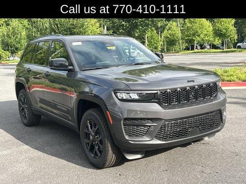 2025 Jeep Grand Cherokee Laredo