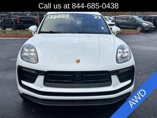 2022 Porsche Macan Base