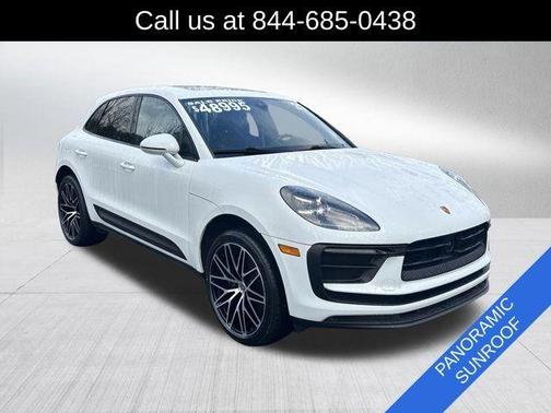 2022 Porsche Macan Base