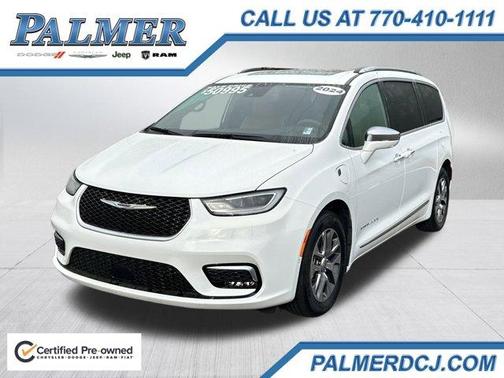 2024 Chrysler Pacifica Hybrid Pinnacle