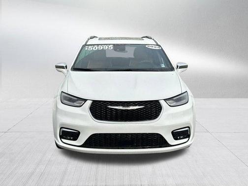 2024 Chrysler Pacifica Hybrid Pinnacle
