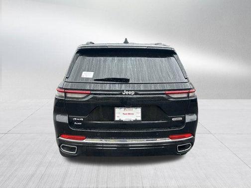 2025 Jeep Grand Cherokee Overland