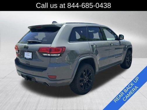 Sting Gray Clearcoat 2021 Jeep Grand Cherokee Laredo X