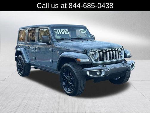 2025 Jeep Wrangler 4xe Sahara