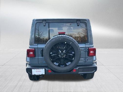 2025 Jeep Wrangler 4xe Sahara