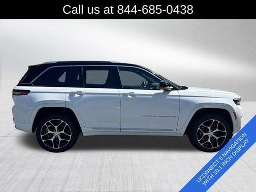 Bright White Clearcoat 2022 Jeep Grand Cherokee 4xe Summit