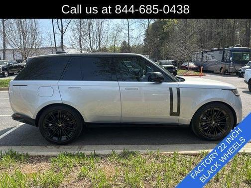 Hakuba Silver 2025 Land Rover Range Rover P530 SE