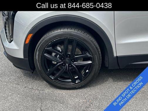 Radiant Silver Metallic 2019 Cadillac XT4 Sport