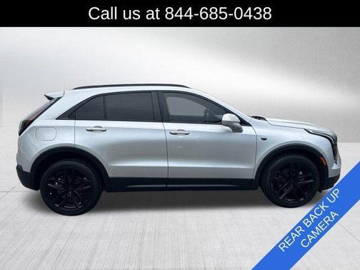 Radiant Silver Metallic 2019 Cadillac XT4 Sport