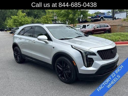 Radiant Silver Metallic 2019 Cadillac XT4 Sport