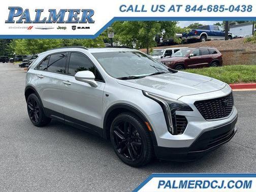 Radiant Silver Metallic 2019 Cadillac XT4 Sport