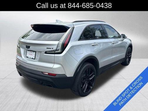 Radiant Silver Metallic 2019 Cadillac XT4 Sport