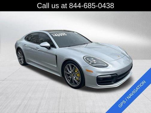 2018 Porsche Panamera 4S