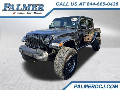 2023 Jeep Gladiator Overland