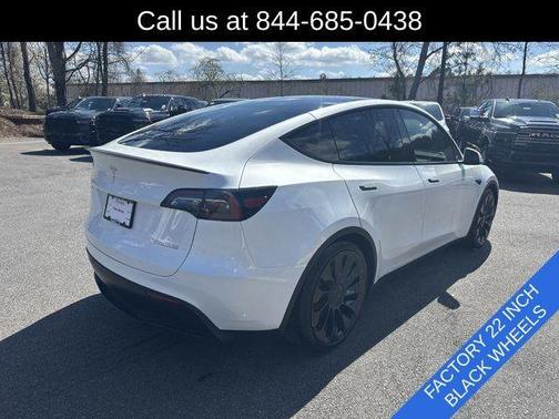 2023 Tesla Model Y Performance