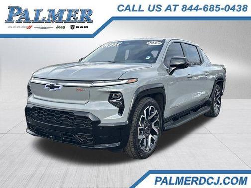 2025 Chevrolet Silverado EV RST