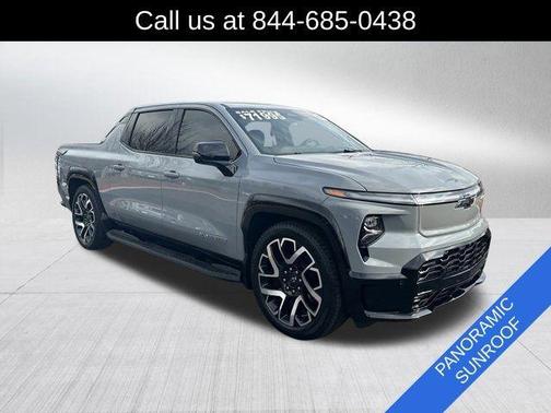 2025 Chevrolet Silverado EV RST