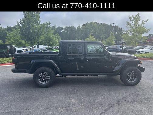 2025 Jeep Gladiator Mojave