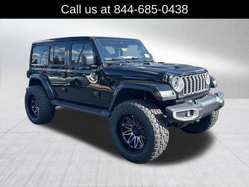 Black Clearcoat 2026 Jeep Wrangler Sahara
