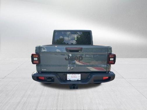Anvil Clearcoat 2026 Jeep Gladiator Sport